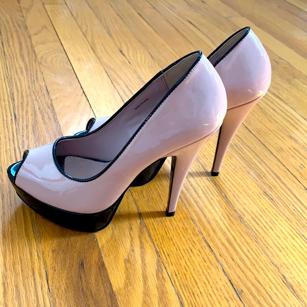 Nude le chateau heels